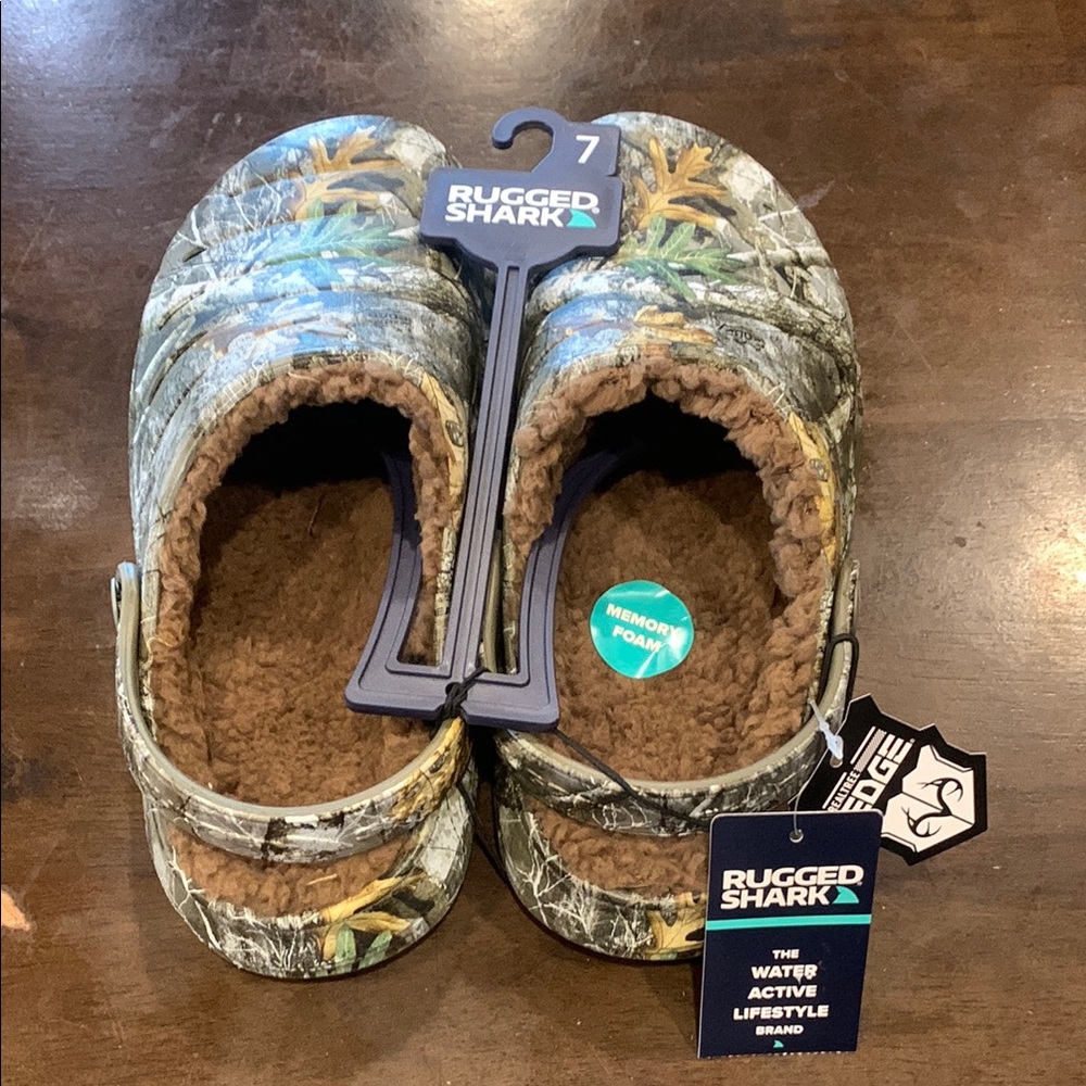 Real tree edge Rugged Shark Camo Shoes with Memory Foam Size 7